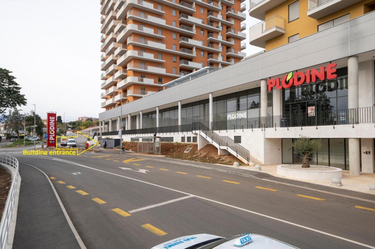 Mannequin: Sea View, Private Parking In The Garage Appartement Rijeka Buitenkant foto